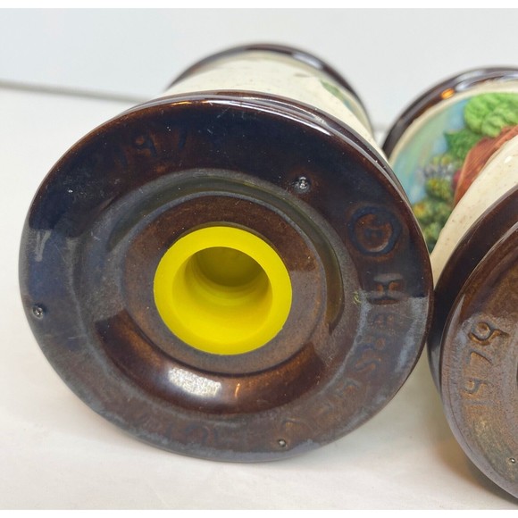 Vintage Hershey Mold Salt & Pepper Set Concave Village Scene Ceramic - Picture 8 of 8